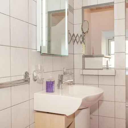Holiday home Stunning In With 6 Bedrooms And Wifi