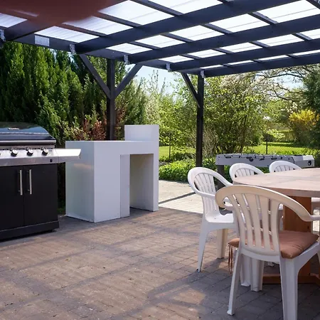 Stunning In With 6 Bedrooms And Wifi Holiday home