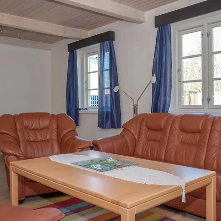 Stunning In With 6 Bedrooms And Wifi