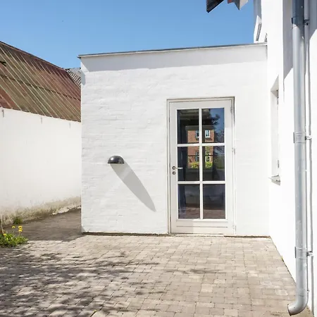 Stunning In With 6 Bedrooms And Wifi Holiday home