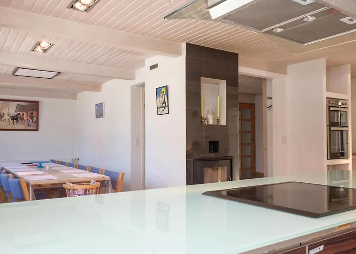 Ferienhaus Stunning In With 6 Bedrooms And Wifi