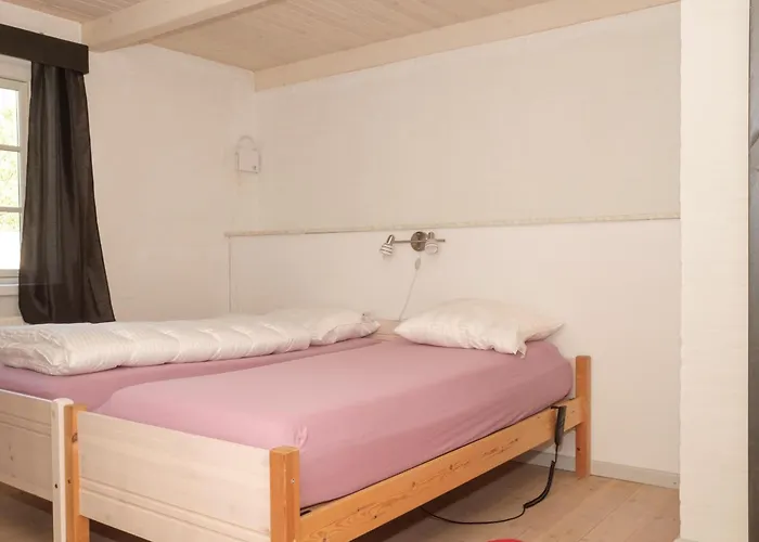 Ferienhaus Stunning In With 6 Bedrooms And Wifi *