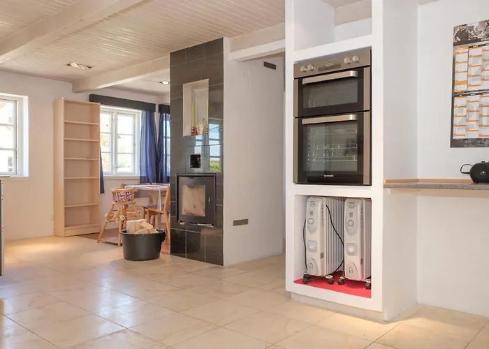 Stunning In With 6 Bedrooms And Wifi * Rønde